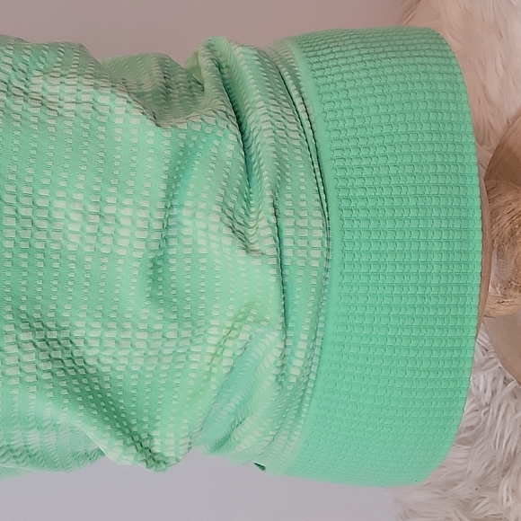 Athleta multi strap built in bra workout tank womens size S - Picture 3 of 10